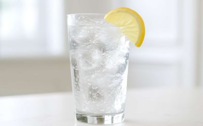 Discover the Refreshing Difference Between Sparkling Water or Soda Water and Find Your Perfect Fizz!