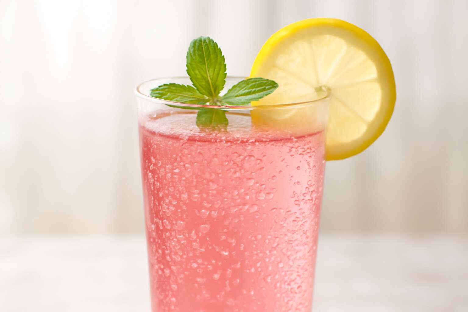 sparkling water like poppi